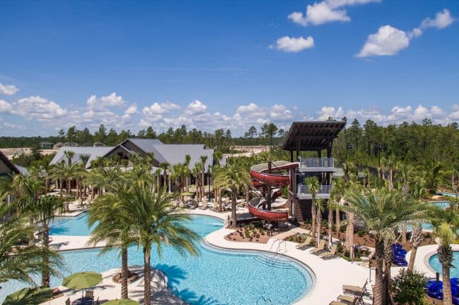 Resort-style Lagoon Pool